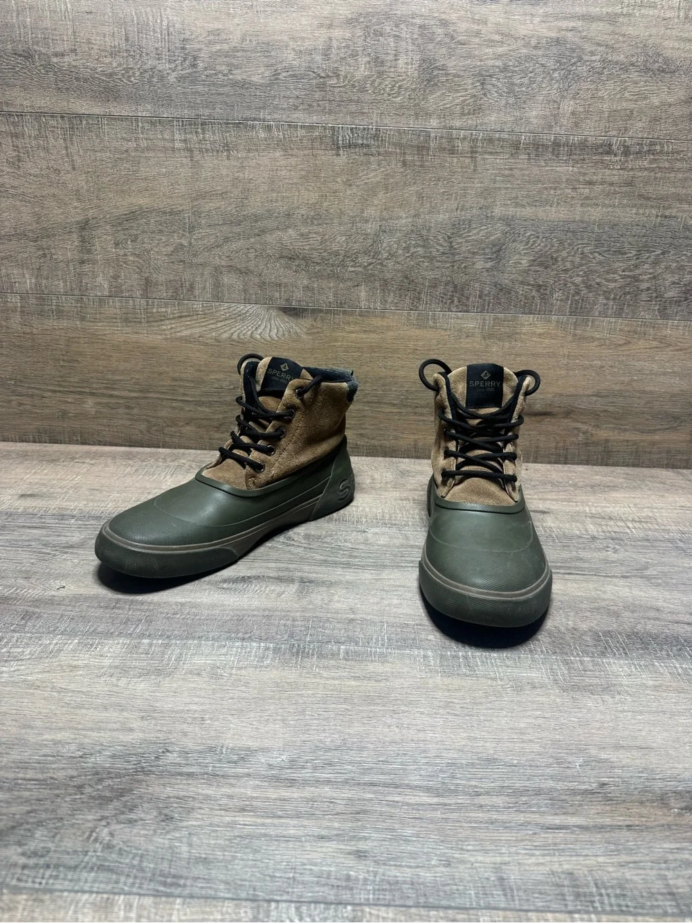 Sperry Men's Olive Green and Brown Waterproof Lace-Up Duck Boots
